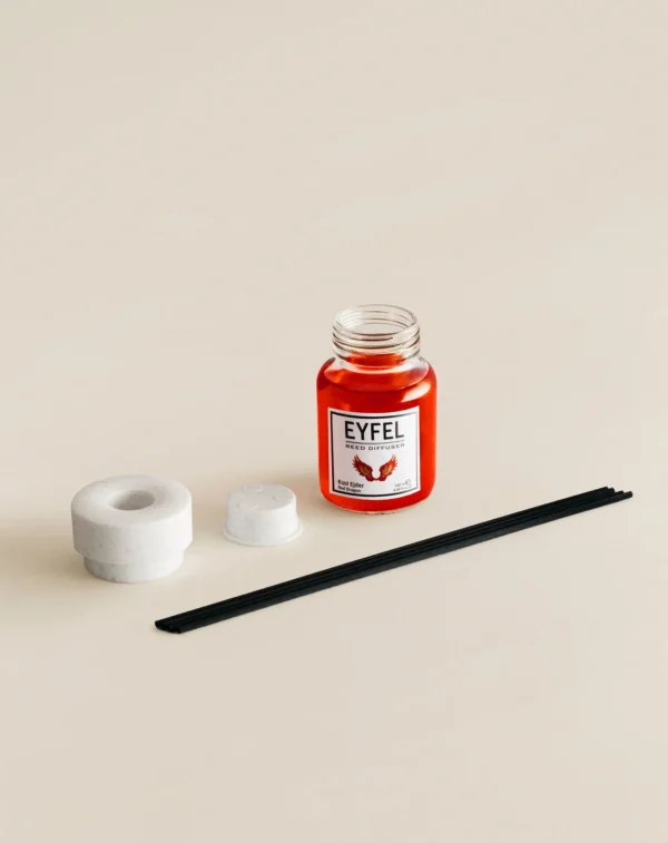 Eyfel Reed diffuser red dragon with wooden stakes  معطر جو برائحة تنين القصب باعواد خشبية - Image 3